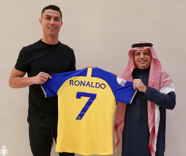 Cristiano Ronaldo é anunciado pelo Al Nassr, da Arábia Saudita