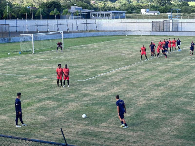 Galo avança na preparação para Divisão de Acesso e empata amistoso em Porto Alegre