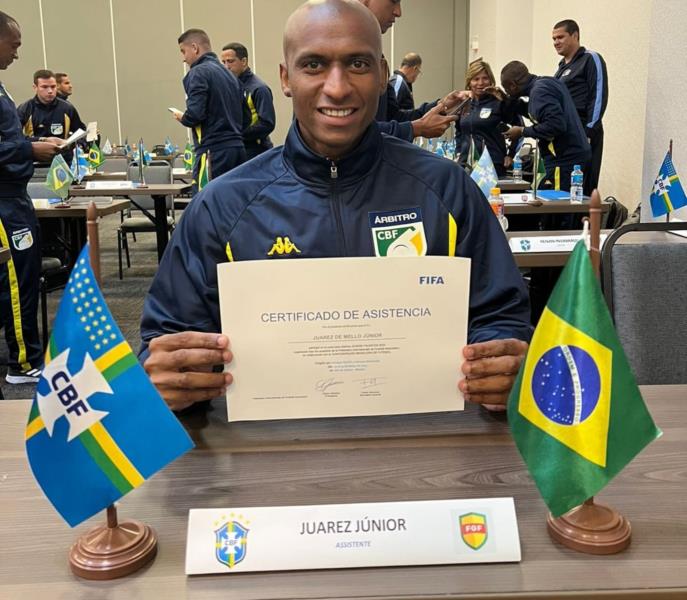 “Estou cada vez mais perto do meu sonho de chegar na Série A do Brasileirão”, diz árbitro santa-cruzense