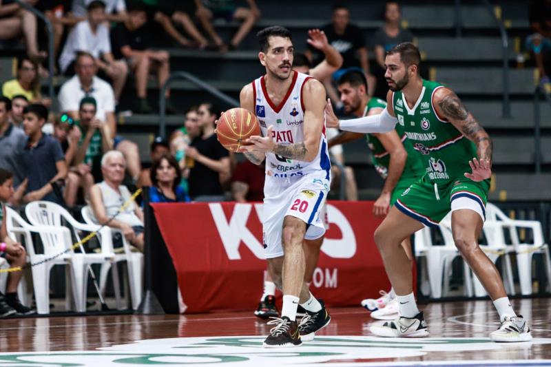 União Corinthians enfrenta o Pato Basquete nesta quarta-feira