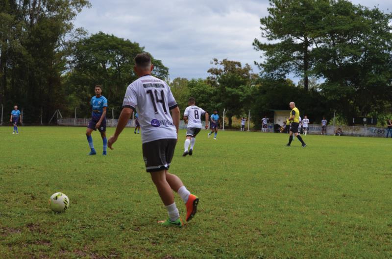 Municipal de Futebol inicia com duas goleadas