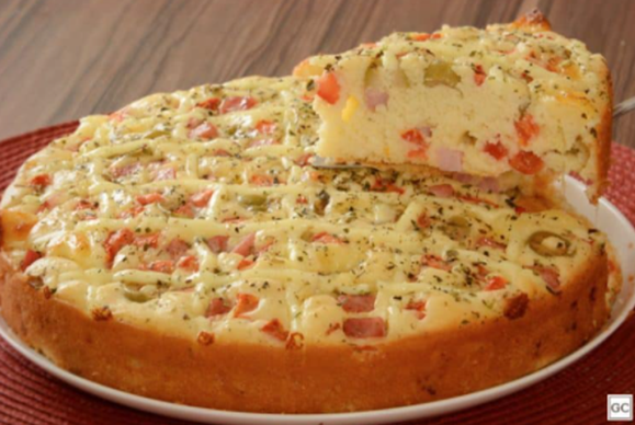 Torta-pizza de presunto e queijo