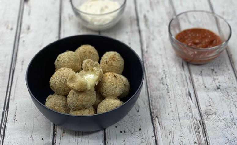 Bolinho de Batata com Queijo