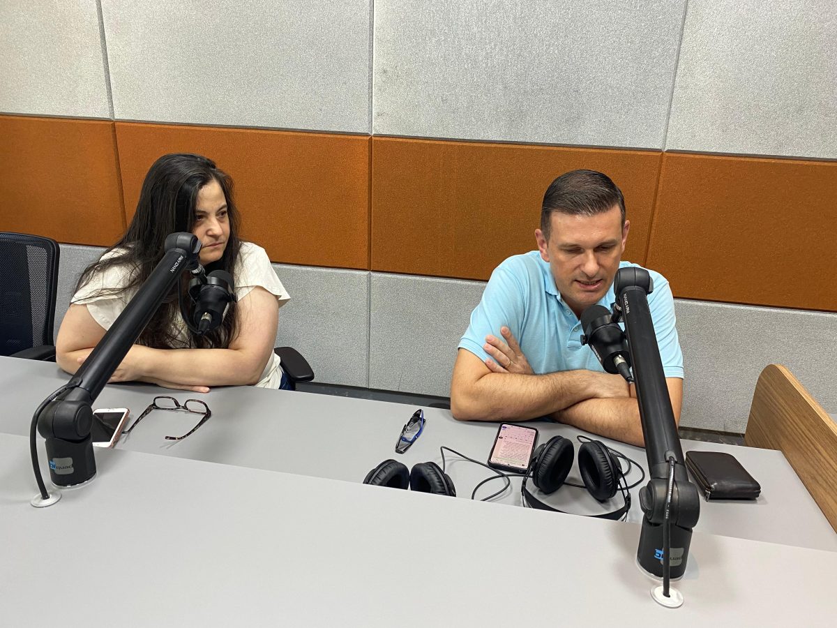 Rádio Revista – Diogo Krainovick, Diretor de Trabalhos Públicos, e Elaine Sgarioni, Diretora da Assistência e Promoção Social