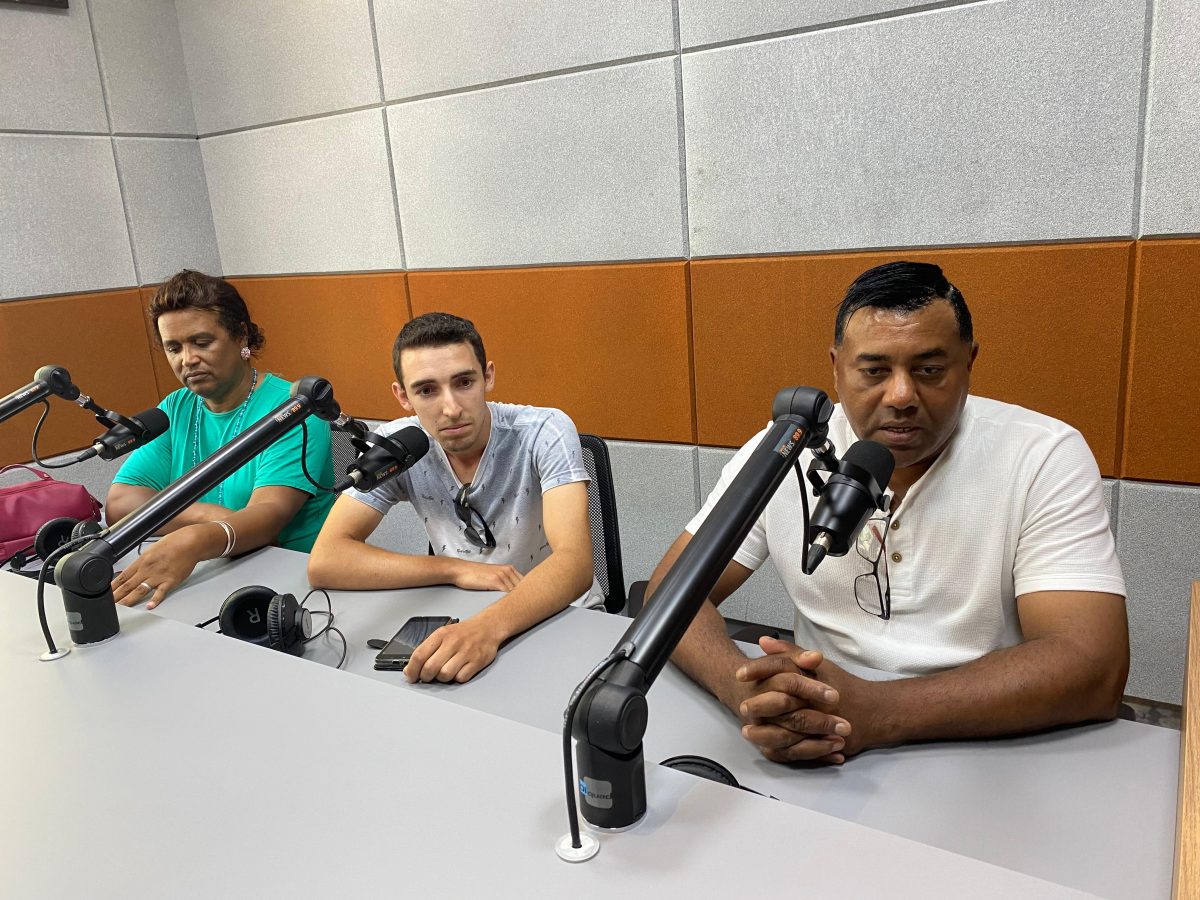 Rádio Revista – José Roberto Moreira, Cacique de Umbanda, Chel Figueiredo, Departamento de Cultura, e Carla de Iemanjá