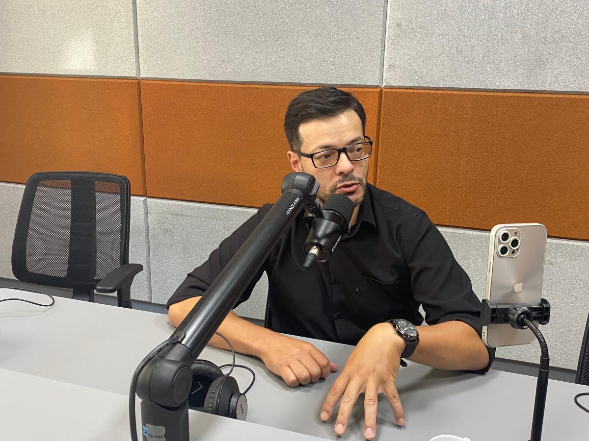 Rádio Revista – Rodrigo Dorneles, Hipnólogo e Psicanalista