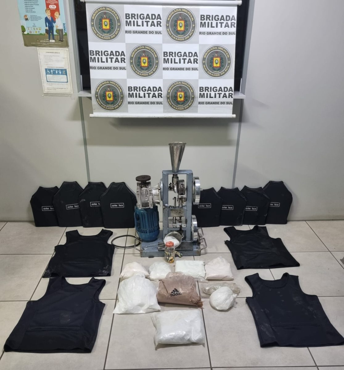 Polícia apreende máquina para fabricação de ecstasy em Venâncio Aires