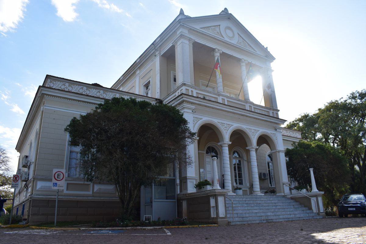 Confira os horários nas repartições municipais a partir desta segunda-feira em Santa Cruz