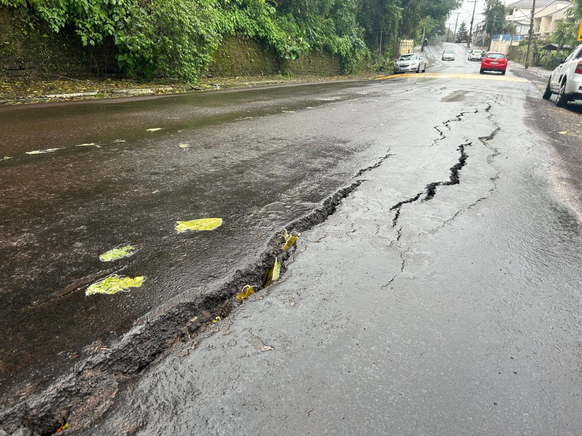 Prefeitura de Santa Cruz estuda intervenções no trânsito em Linha João Alves