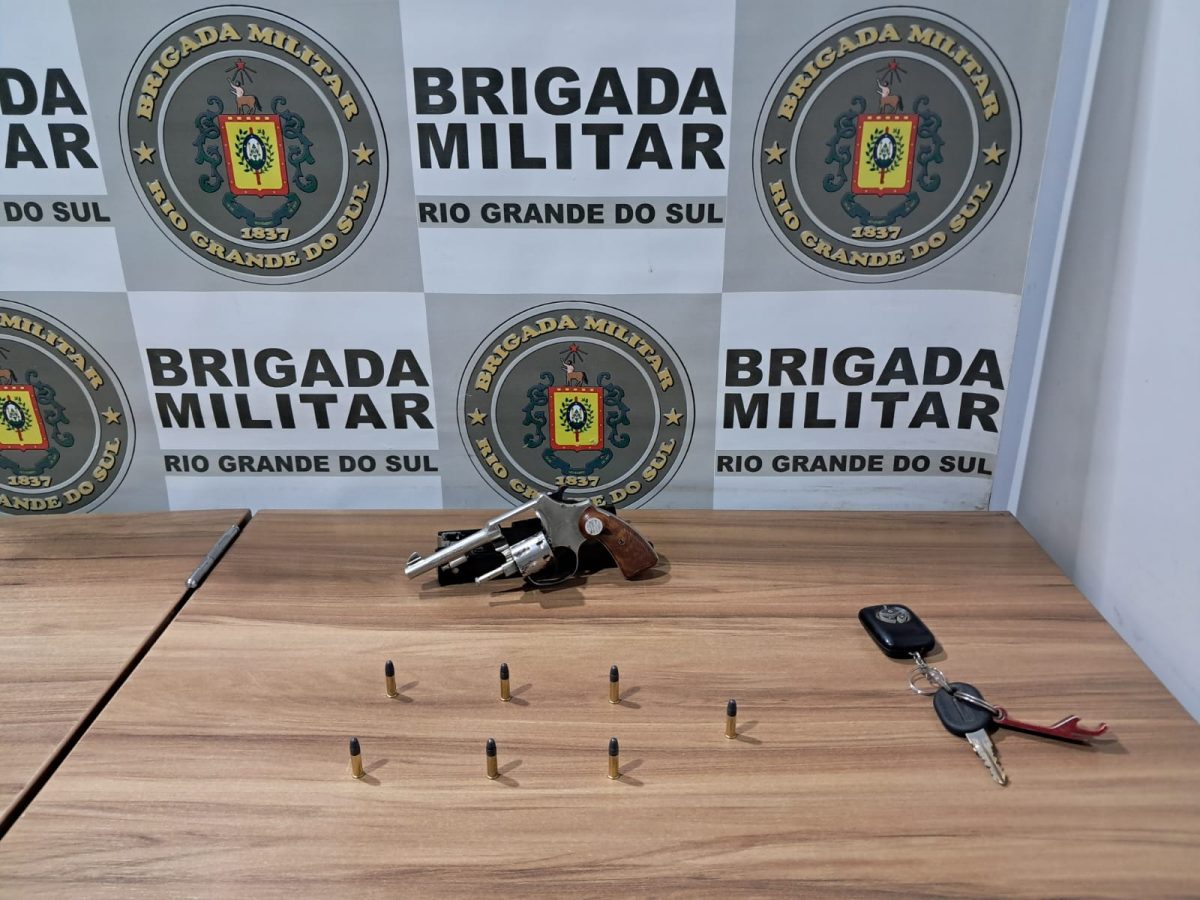 Jovem é preso por porte ilegal de arma de fogo em Venâncio Aires