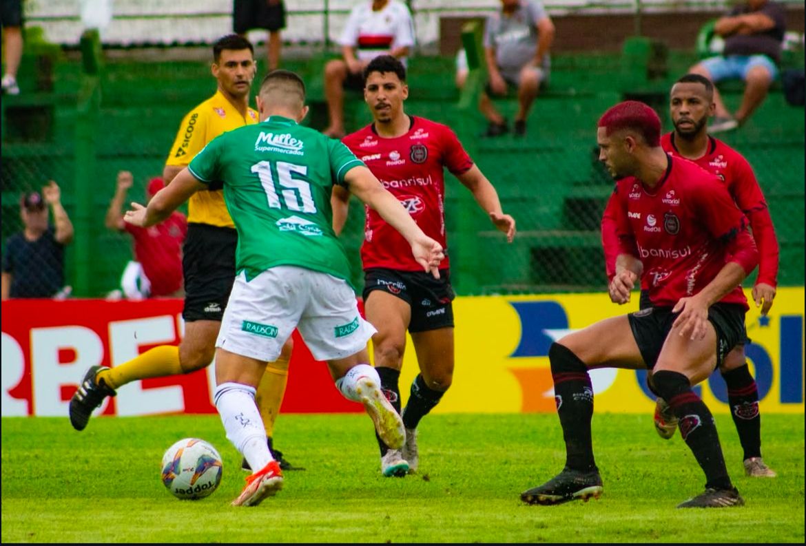 Avenida inicia venda de ingressos para jogo contra o Brasil de Pelotas