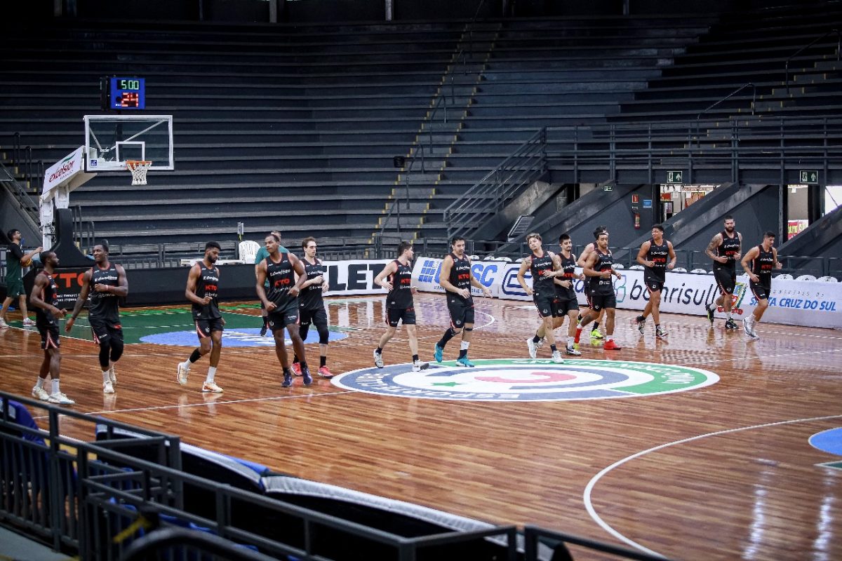 Ceisc União Corinthians promove treino aberto para crianças neste sábado