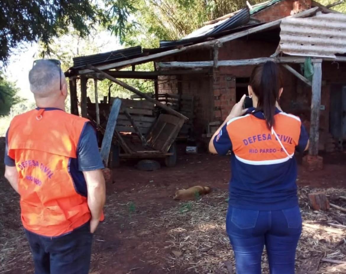 Microexplosão deixa prejuízos no RS; no Vale do Rio Pardo vento forte chamou a atenção