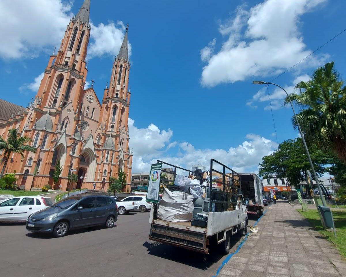 Secretaria do Meio Ambiente realiza primeira ação de recolhimento de lixo eletrônico e vidros