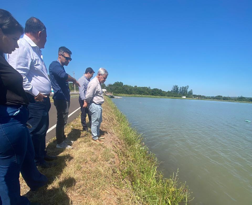 Corsan contrata especialista para evitar nova proliferação de algas no Lago Telmo Kirst