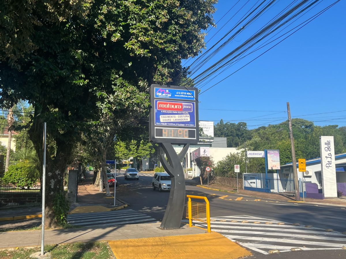 Termômetro de rua registra 41°C em Santa Cruz