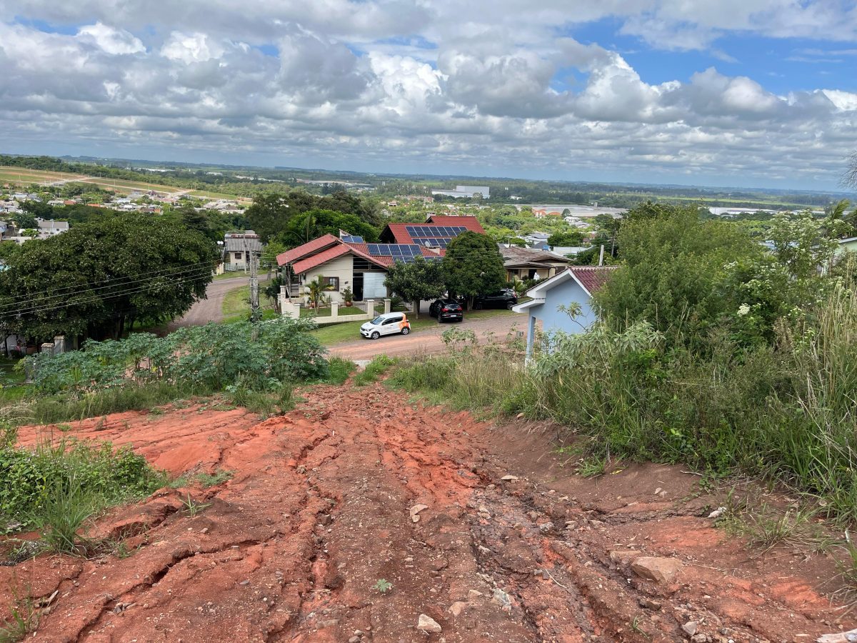 Moradores do Bairro Esmeralda cobram infraestrutura e diálogo sobre novos empreendimentos