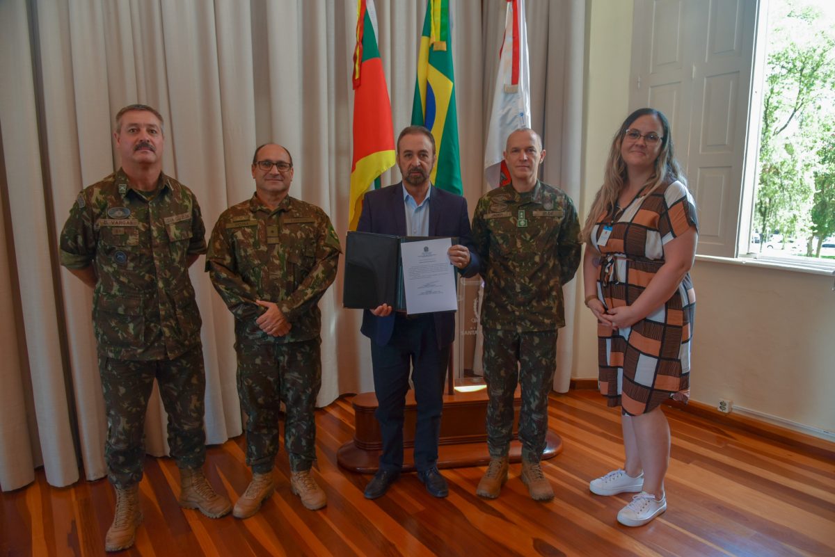 Prefeito Sérgio Moraes toma posse como presidente da Junta de Serviço Militar