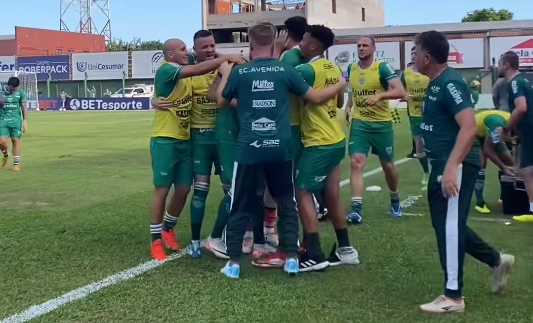 Avenida vence a primeira no Gauchão