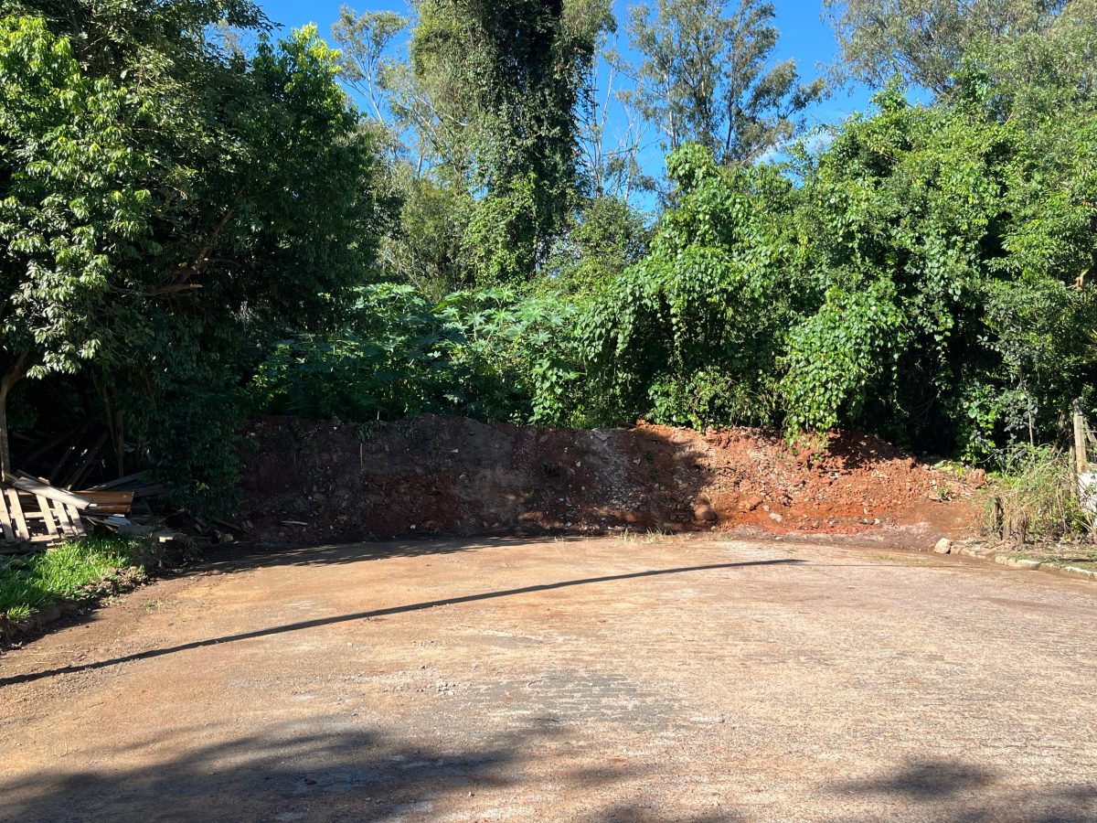 Construção de barreiras de proteção contra cheias do Rio Pardinho avança