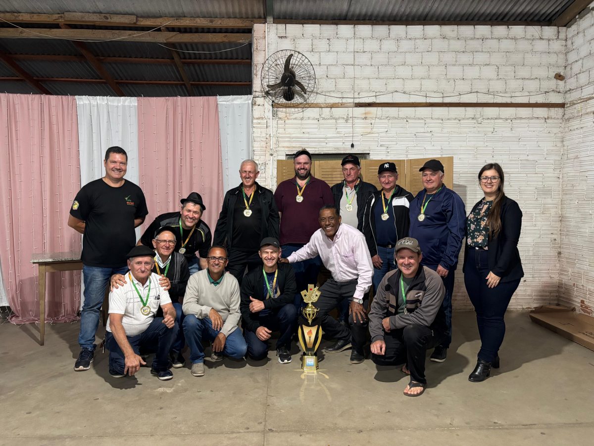 Lancheria do Pingo é Bicampeã do Campeonato Municipal de Canastra 2025 em Vale do Sol