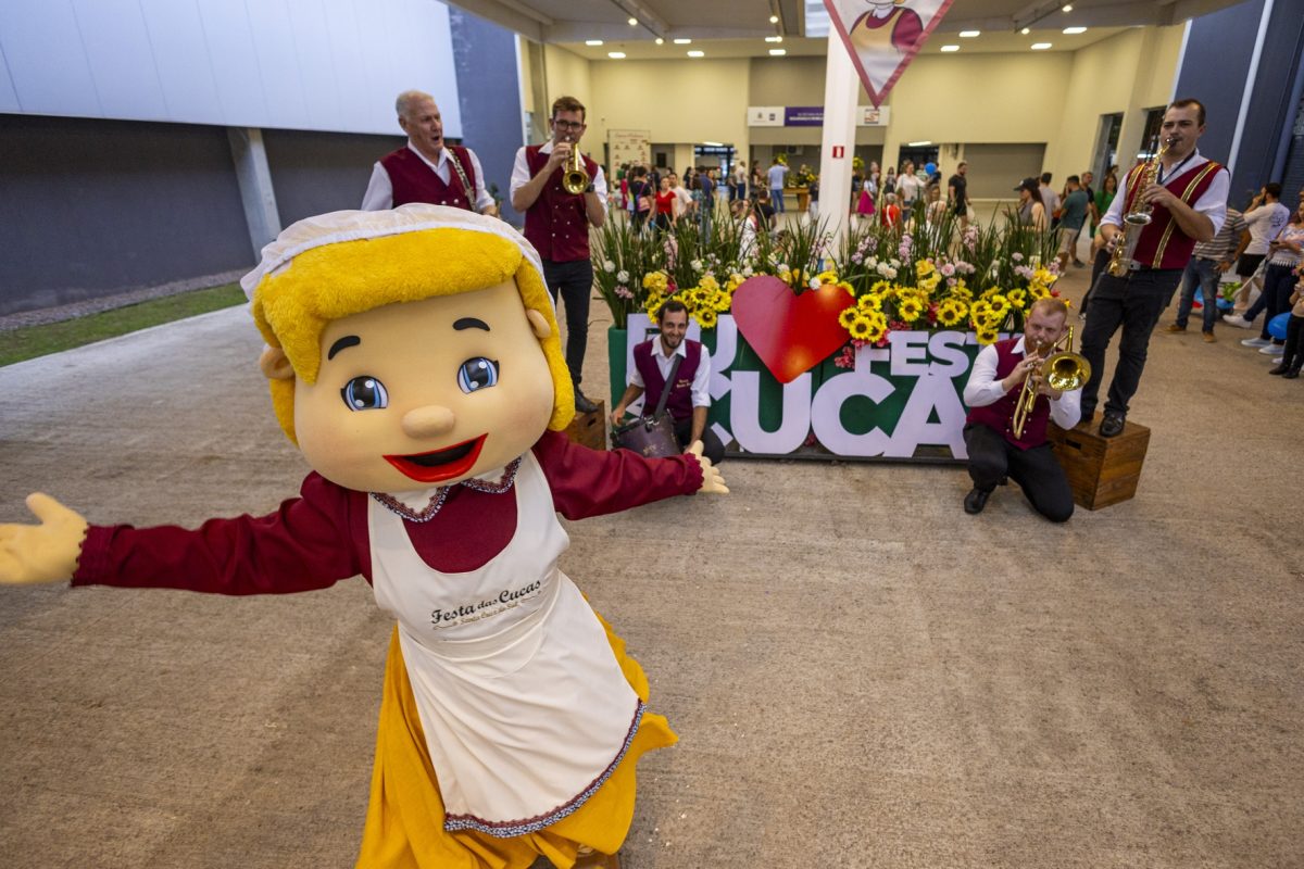Lançamento da Festa das Cucas ocorre na próxima terça-feira