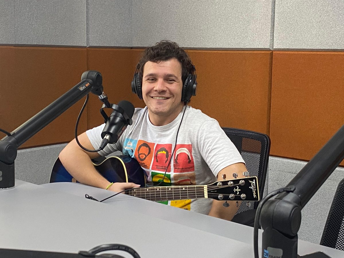 Rádio Revista – Cícero Schneider, Vocalista das Bandas Zélig e Bruxa do 71