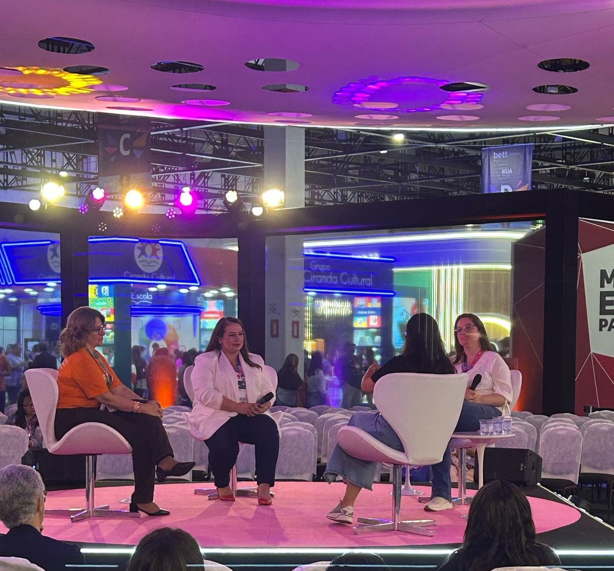 Venâncio representa Região dos Vales em evento nacional sobre educação