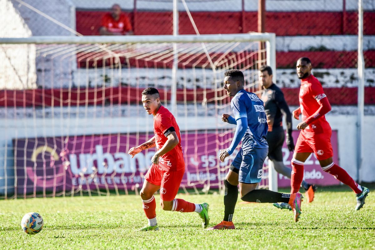Santa Cruz realiza último amistoso antes da estreia na Divisão de Acesso