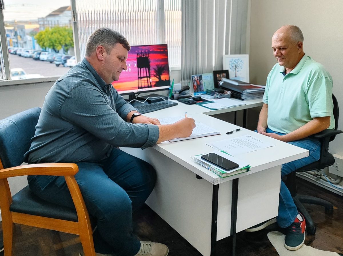 Prefeito Gilson Becker defenderá os interesses da cadeia produtiva do tabaco na Suíça