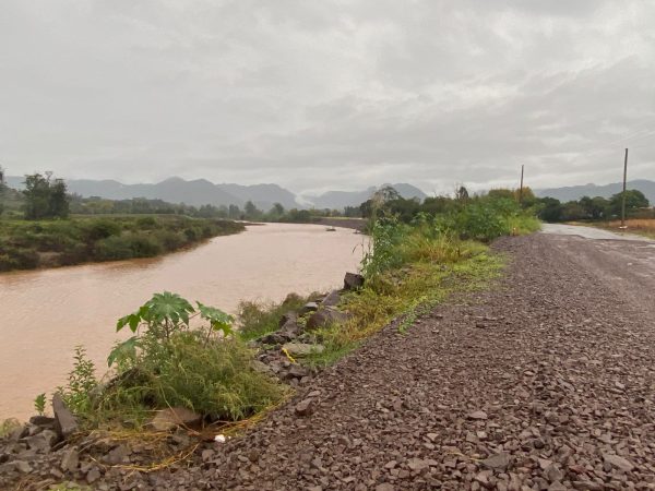 Governo anuncia R$ 50 milhões para reconstrução de estrada em Candelária