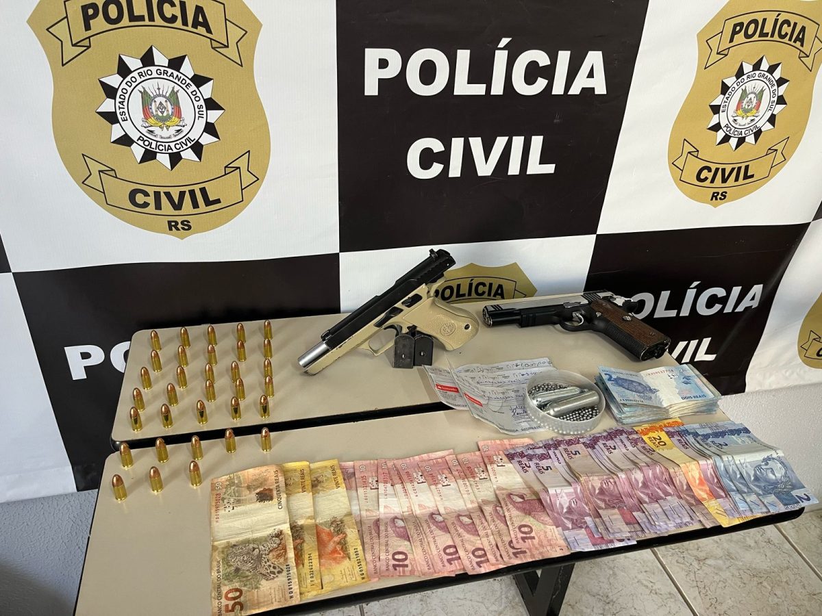 Polícia civil de Venâncio Aires cumpre mandado e prende homem por posse de arma de uso restrito