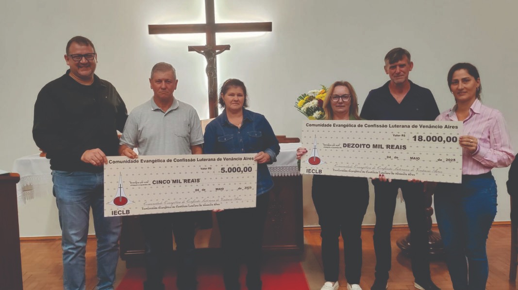 Vencedores da ação entre amigos da 77ª Festa Evangélica de Venâncio Aires recebem prêmios
