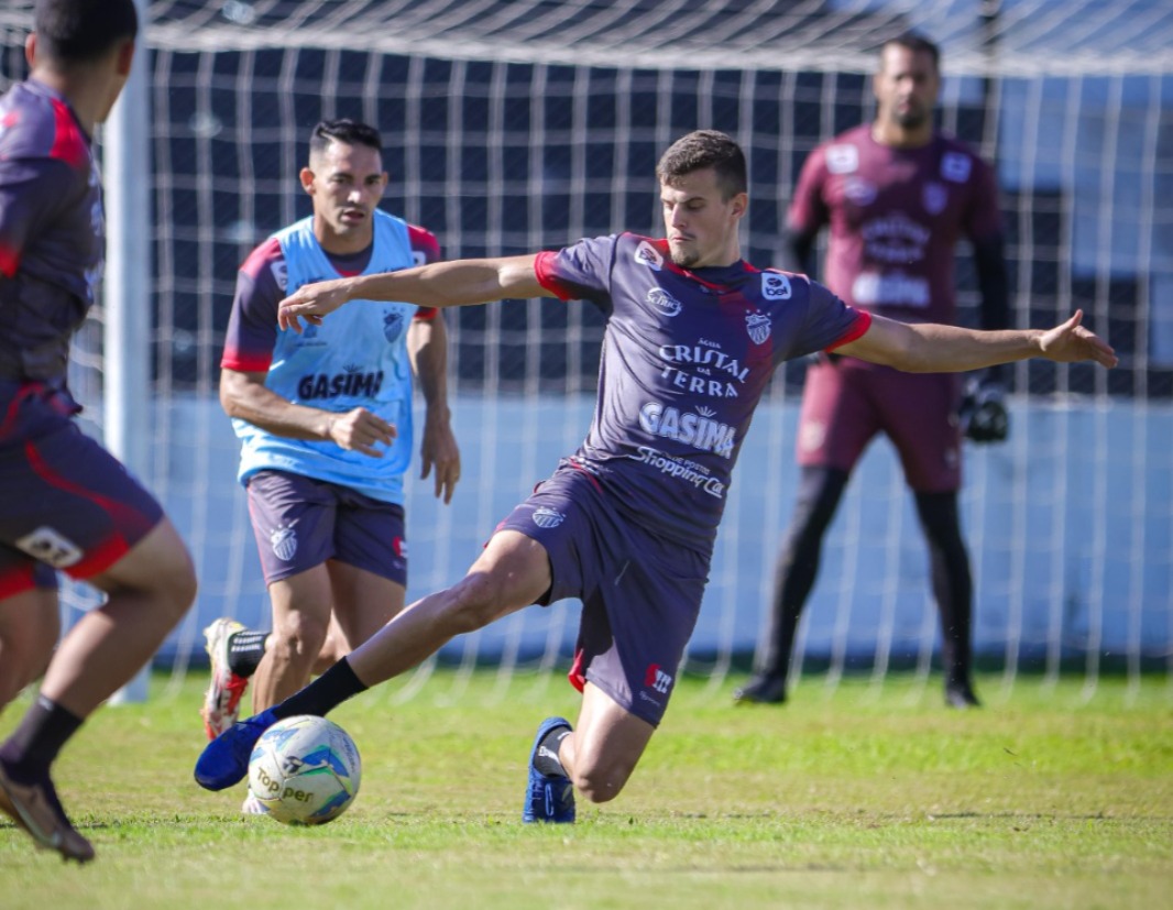 FC Santa Cruz estreia neste domingo na Divisão de Acesso