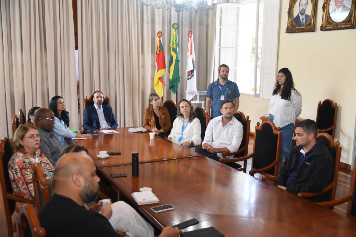 Prefeitura vai regularizar transporte escolar para alunos da zona urbana em situação de risco