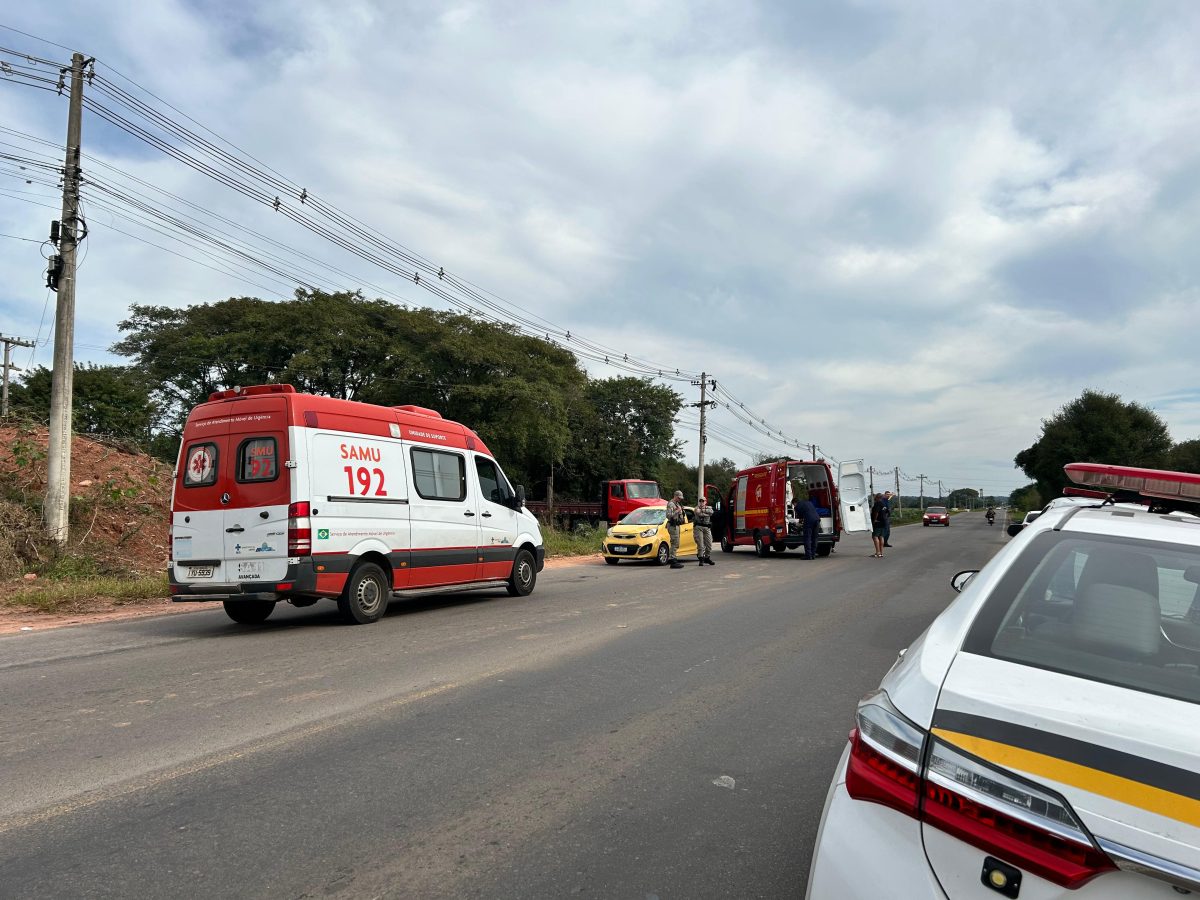 Acidente entre carro e bicicleta é registrado na ERS-409