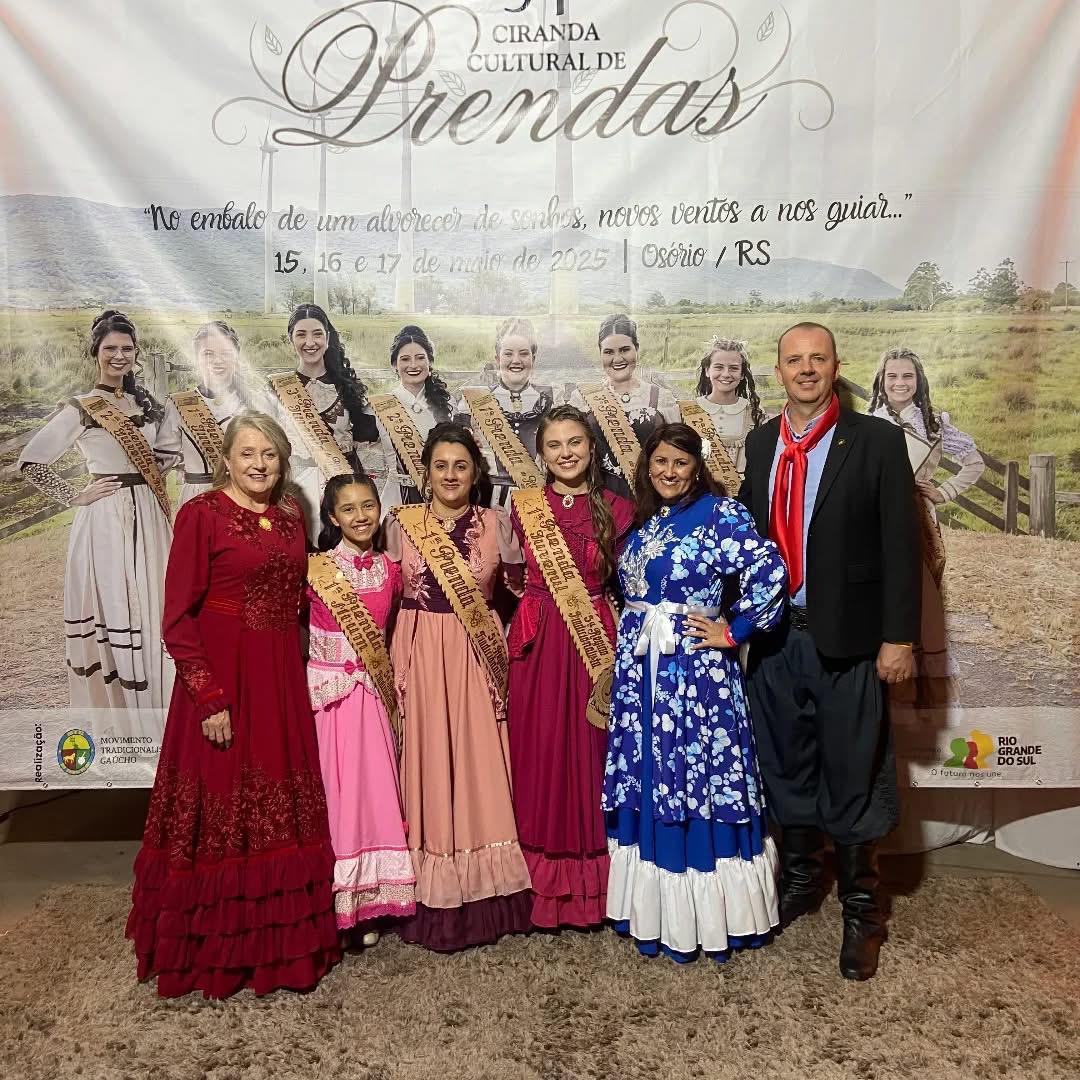 Prendas da 5ª Região Tradicionalista se destacam na Ciranda Cultural do RS