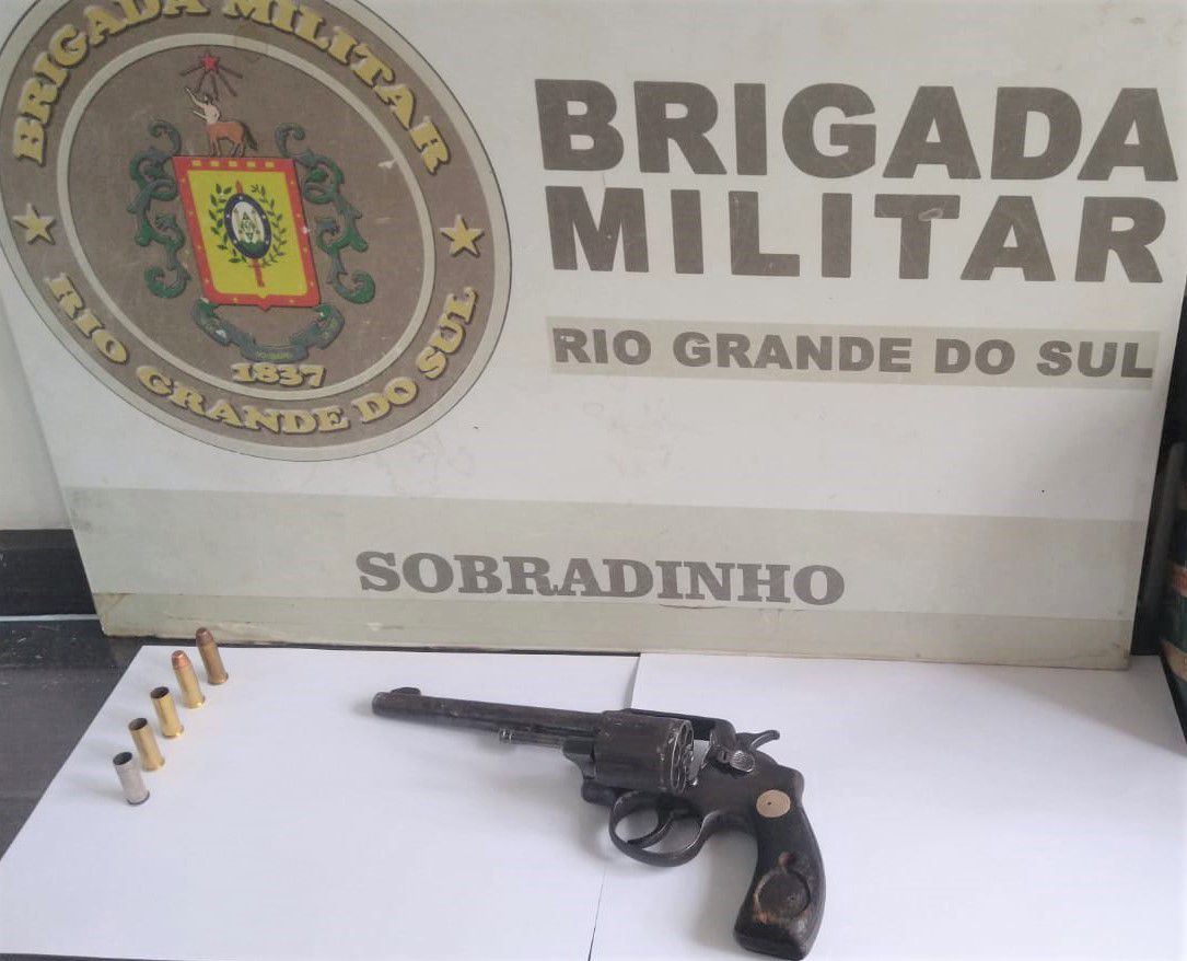 Homem atira contra Brigada Militar durante ocorrência de tentativa de feminicídio
