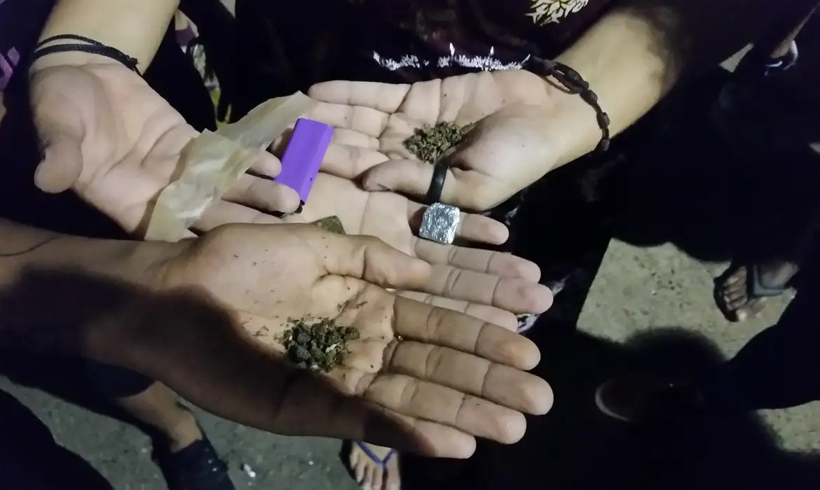 Vereadores aprovam multas para consumo de drogas em Santa Cruz; leia as manifestações