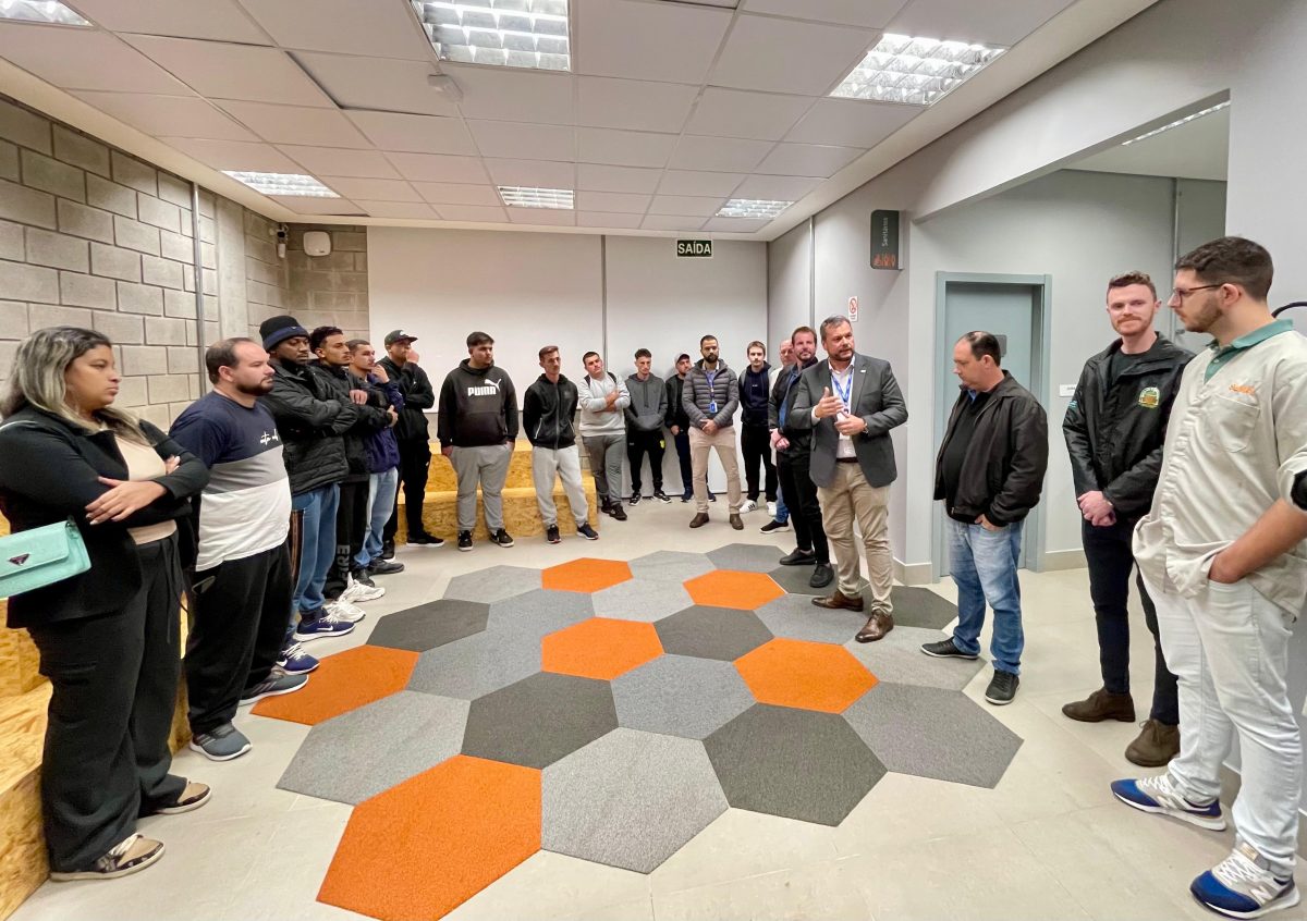 Programa Qualifica Venâncio inicia aulas no Senai