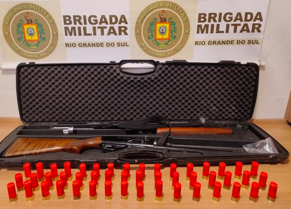 Homem é preso com espingarda calibre 12 e 48 cartuchos intactos em Candelária