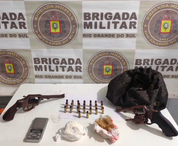 Homem é preso com crack, cocaína e armas em Rio Pardo
