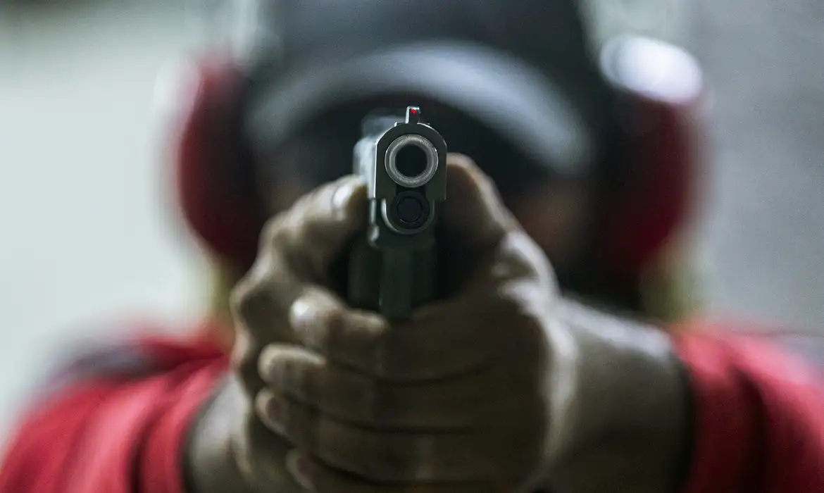 Polícia Federal fiscalizará atiradores esportivos e registro de armas