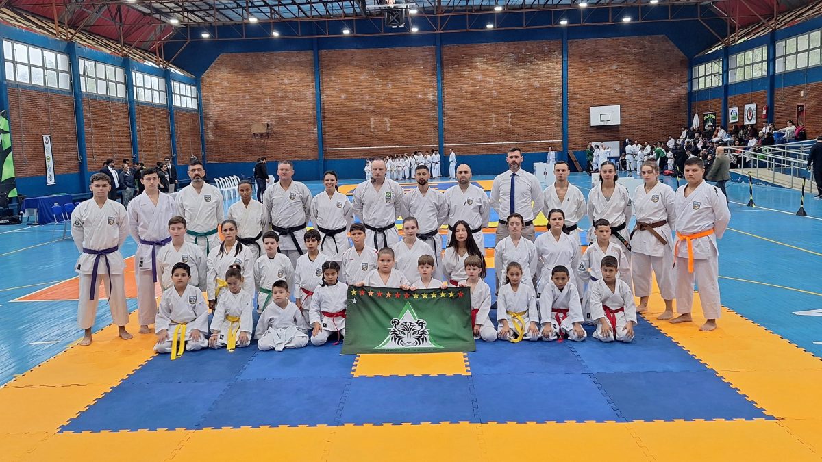 Vera Cruz leva primeiro lugar no Estadual de Karatê