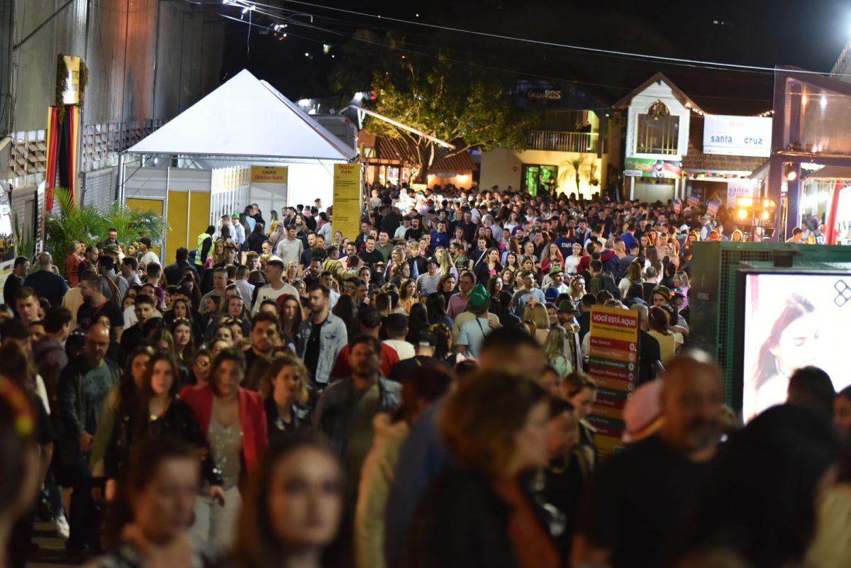 Organização intensifica preparativos para a 40ª Oktoberfest