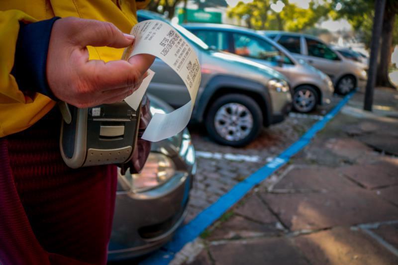 Vereadora propõe desconto para idosos no estacionamento rotativo de Venâncio Aires