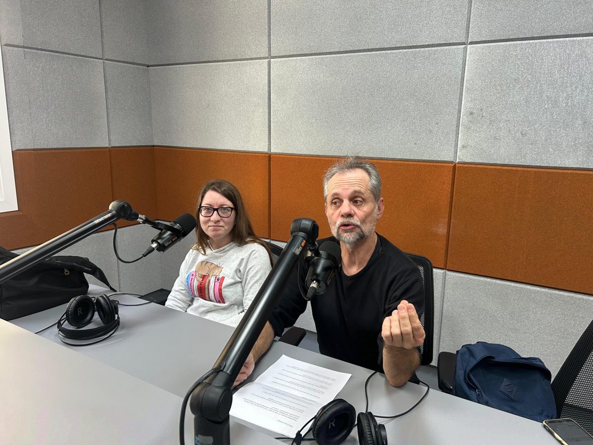Rádio Revista – Iuri Azeredo e Laura Geller, Integrantes do Grupo Sobre Livros e Leituras