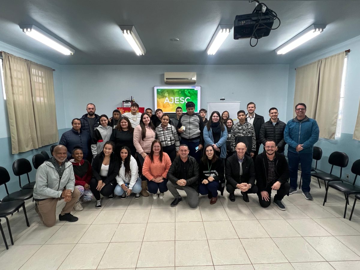 Projeto trabalha empreendedorismo com estudantes de Ensino Médio