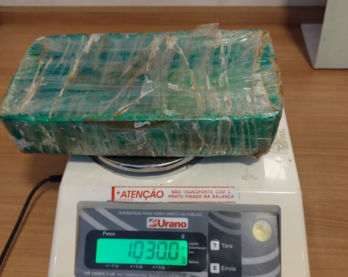 Homem que armazenava drogas para a facção é preso com 1 quilo e crack