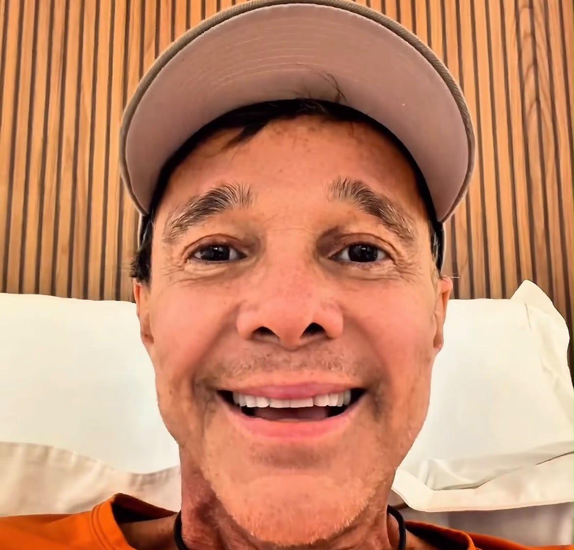 Morre aos 60 anos o cantor Netinho, dono do hit Mila - Portal Arauto